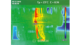 Thermal image of Bosch tools with color scale and temperature indicators.