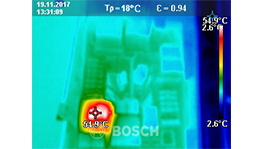 Thermographic image of a Bosch Professional tool with temperature display.